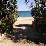 το πέτρινο σπίτι *