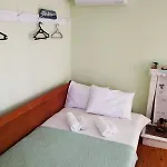 بيت للعطل το πέτρινο σπίτι *