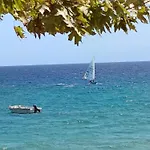 بيت للعطل το πέτρινο σπίτι