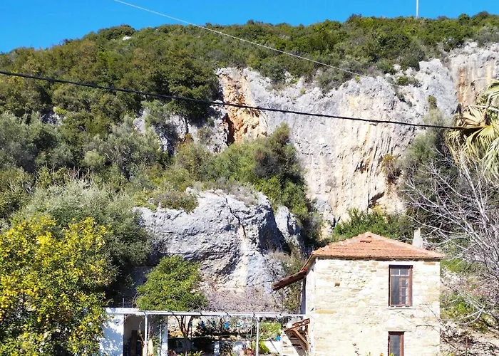 το πέτρινο σπίτι Vakantiehuis Mikro