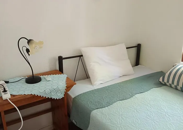 το πέτρινο σπίτι Mikro