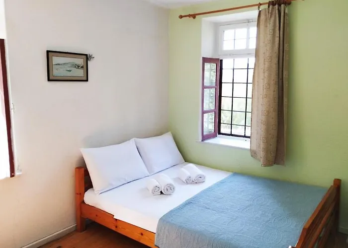 το πέτρινο σπίτι Mikro